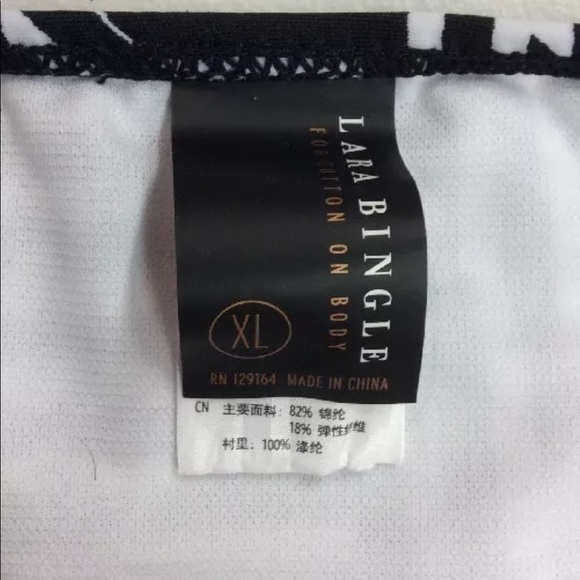 Lara Bingle Bikini Bandeau Top Size L Bottom XL - Picture 8 of 9